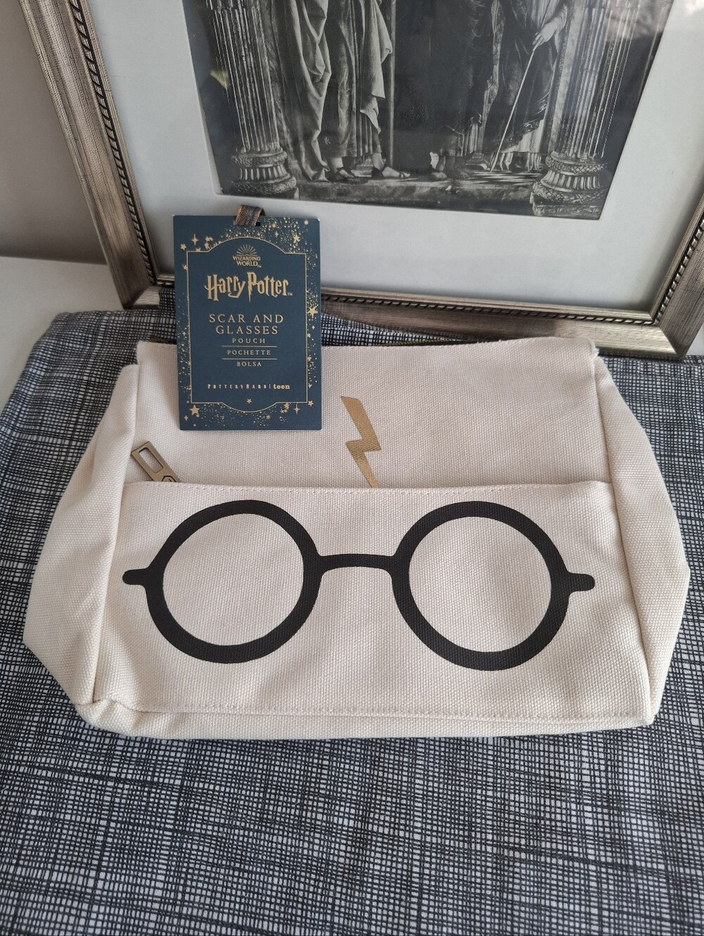 NWT☆ Harry Potter Scar And Glasses / Medium Size Pouch Bag